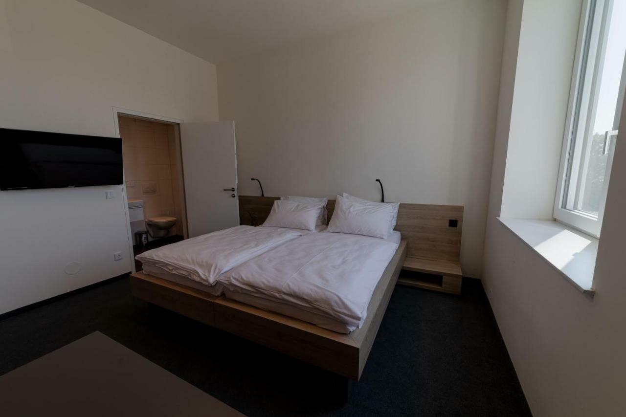 Tt-Rooms - Kontaktlos Mit Self Check-In Graz Exterior photo